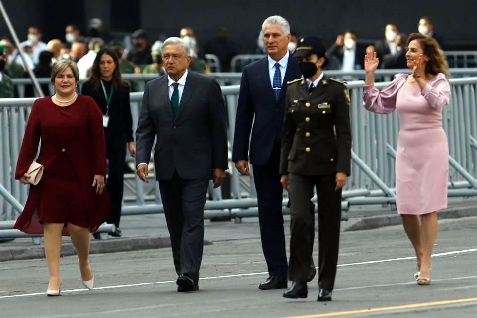 El mandatario cubano fue invitado especial en la ceremonia del 16 de septiembre de 2021 en el Zócalo capitalino.