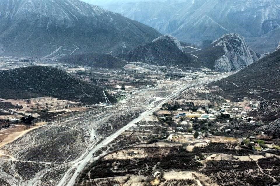 Las construcciones e invasiones, pese a estar prohibidas, aumentan en el interior de La Huasteca.