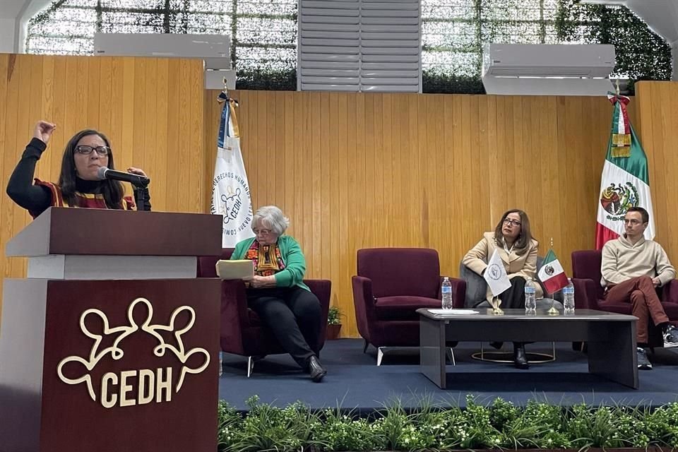 Organismos y diputadas acudieron ayer a la CEDH para pedir esclarecer la muerte del menor en el DIF.