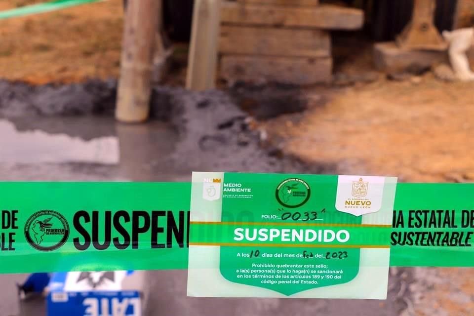 La Procuraduría Estatal de Medio Ambiente clausura la perforación de un presunto pozo ilegal de agua, en el municipio de Allende.