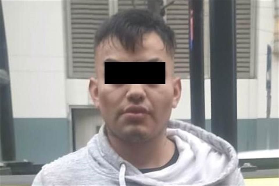Un joven es detenido sospechoso de robar una joyería y huir con mercancía, con un valor de 11 mil pesos, en el Centro.