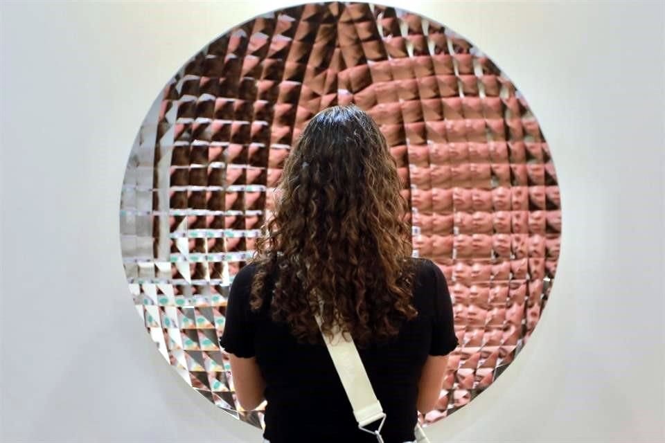 Como ya es tradición, Zona Maco desplegó una amplia oferta de arte contemporáneo, como esta pieza característica del trabajo del artista británico Anish Kapoor.