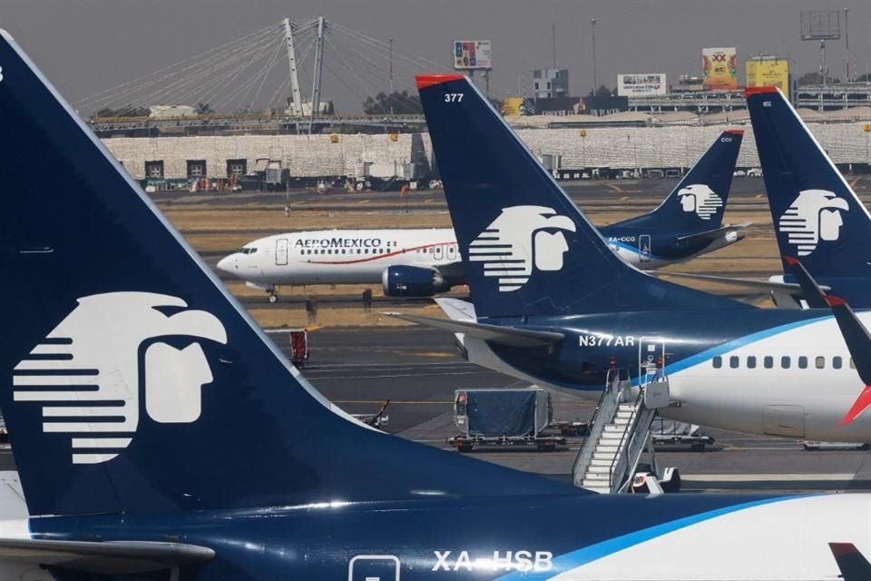 Por órdenes de la FAA, Aeroméxico dejó su flota de Boeing 737 Max-9 en tierra para revisarla, luego que un avión de este tipo falló en EU.