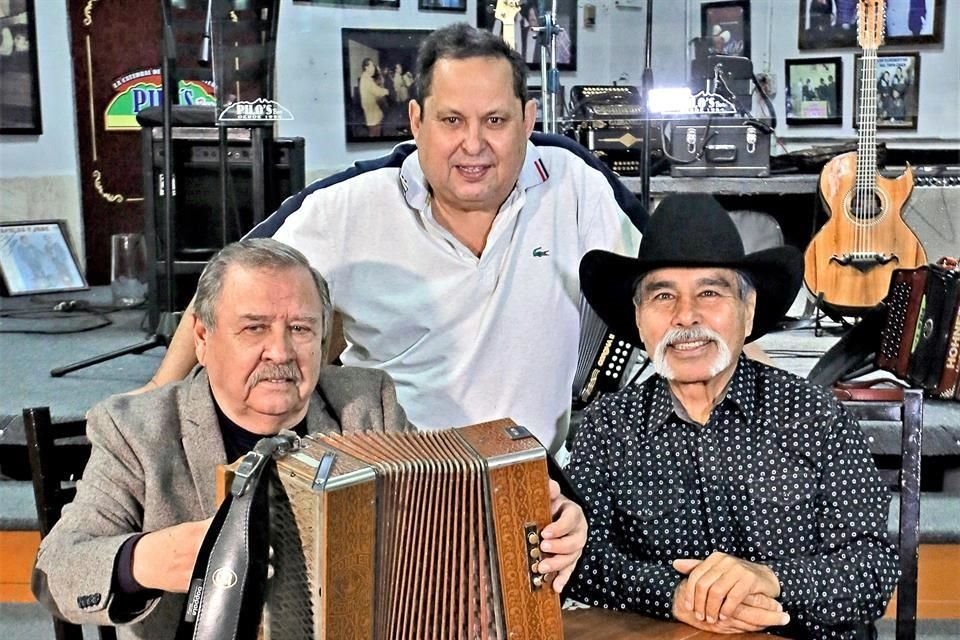 Personajes de la música norteña tienen algo en común a parte de sus importantes trayectorias: perdieron a sus hermanos, compañeros de andanzas.