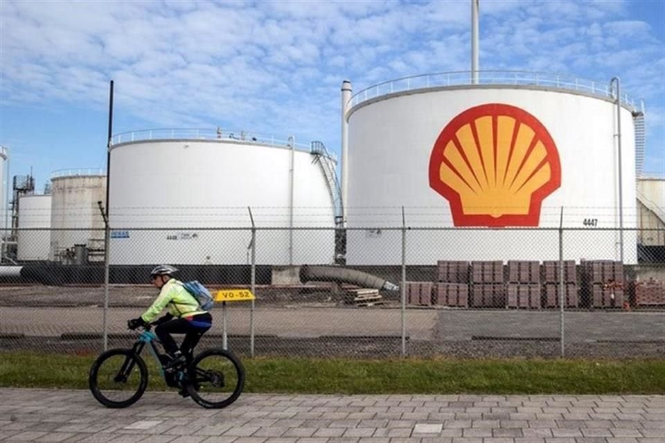 Shell pretende utilizar su experiencia existente en la producción y comercialización de gas para lograr una economía con menos emisiones de carbono. 