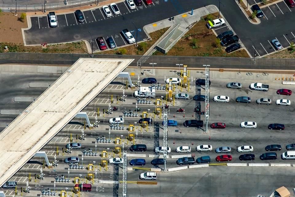 Luego que EU anunció que abrirá su frontera a viajes no esenciales, Cancillería dijo que menores podrán ingresar con adultos vacunados.