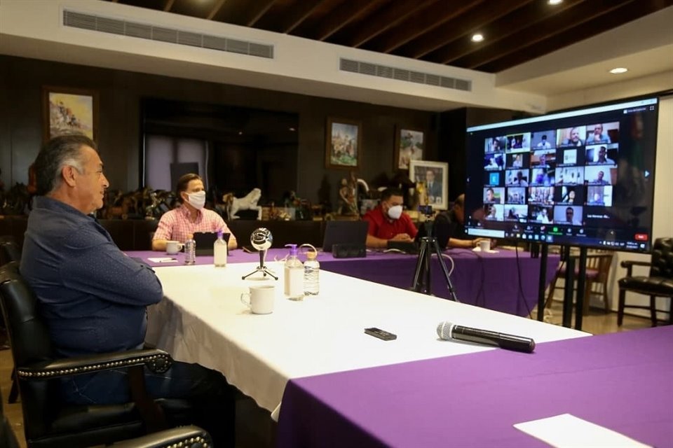 El Gobernador Jaime Rodríguez sostuvo una reunión virtual con Alcaldes y autoridades de la CEE.