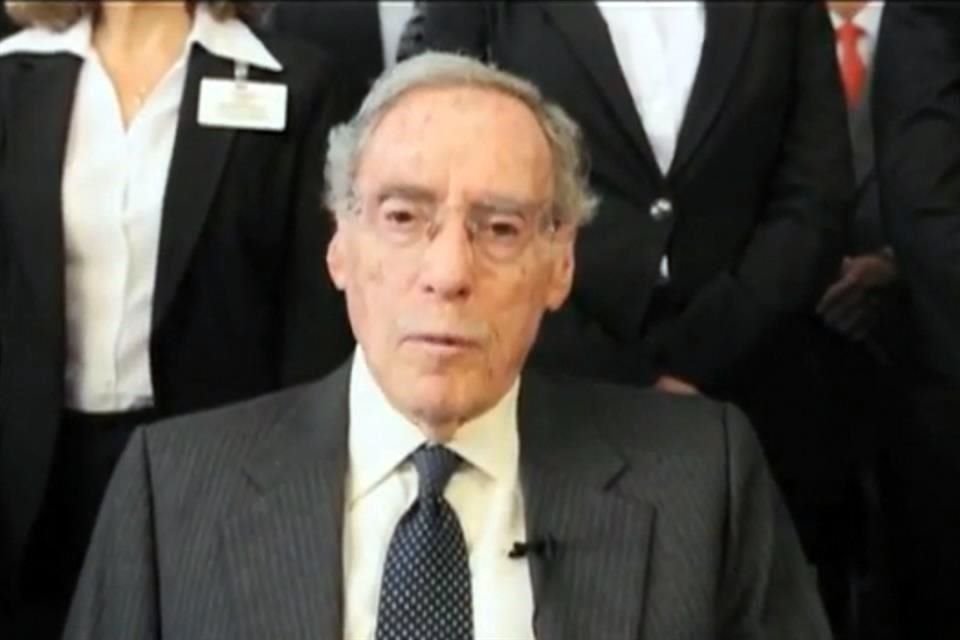 El empresario Carlos Robles Martin del Campo, pionero en la industria automotriz en la ZMG, falleció a los 102 años de edad.