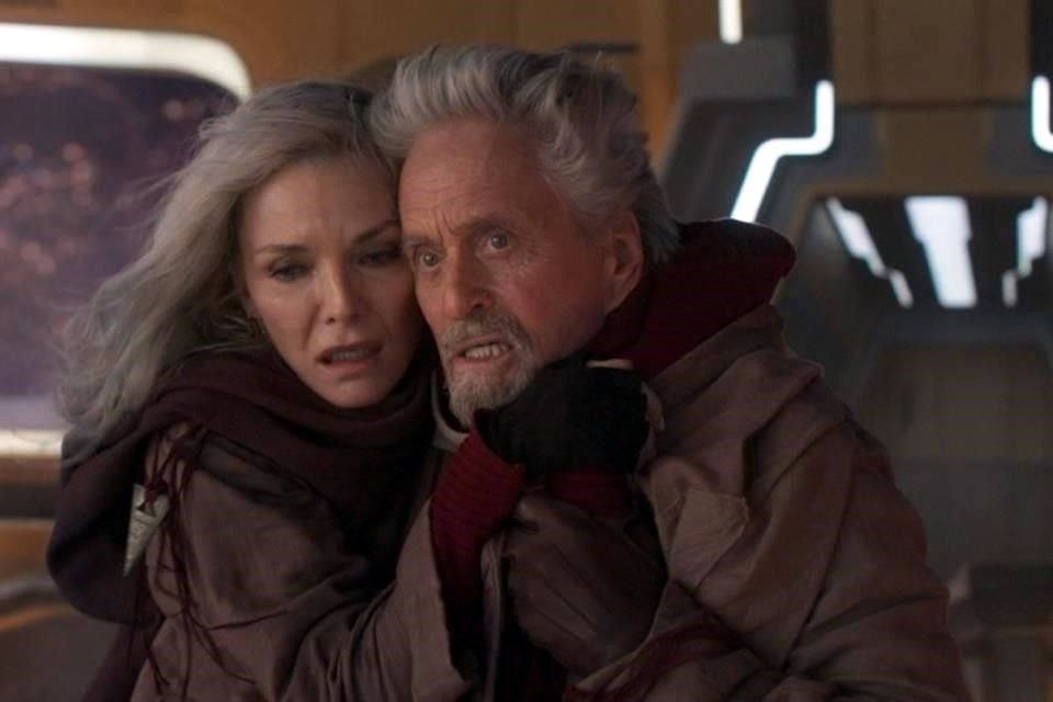 Michael Douglas y Michelle Pfeiffer también está de regreso en esta aventura, que arranca la Fase 5 del Universo Cinematográfico de Marvel.