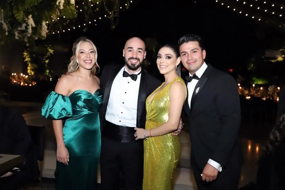 Mafer Valencia, César Caballero, Katia Tamez y Julián Benavides