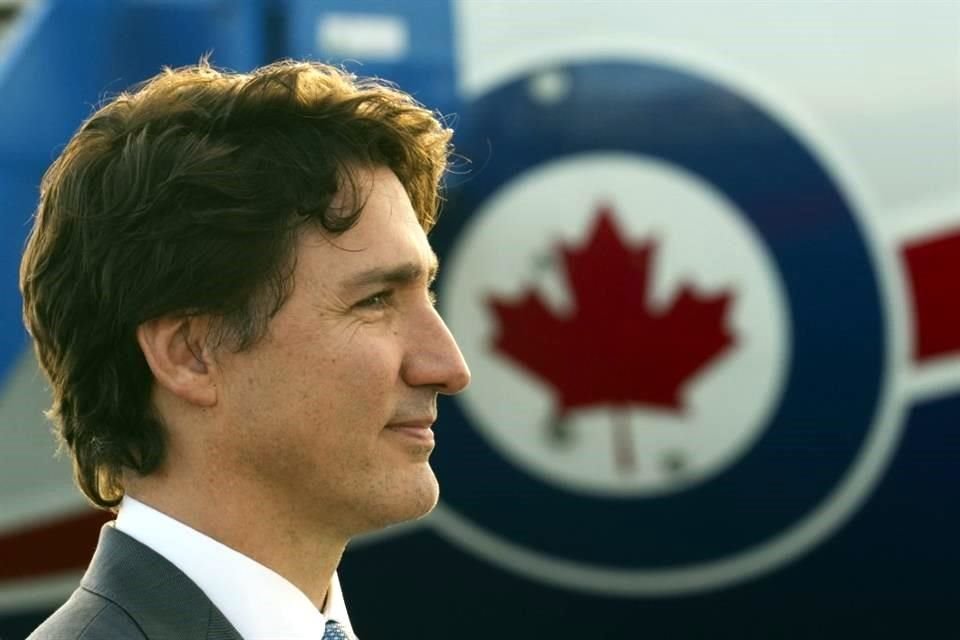 Políticos de Canadá piden a Trudeau fortalecer las medidas migratorias del país ante un aumento de migrantes que, señalan, está elevando los alquileres en las ciudades.