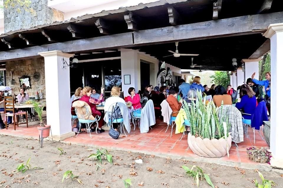 Las amigas pasaron gran parte del día conviviendo y disfrutando la naturaleza.