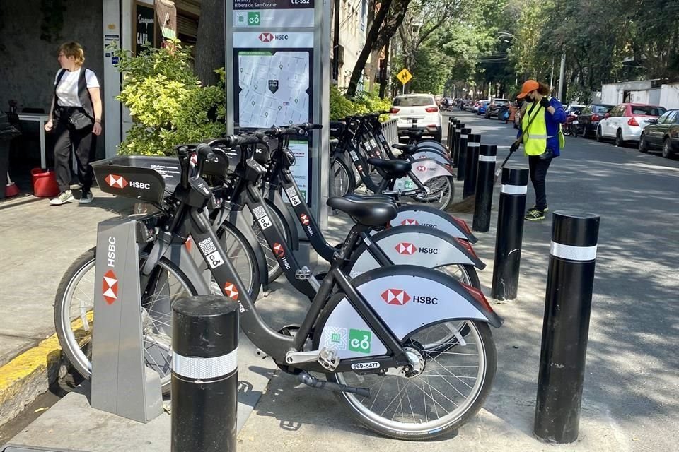 En la Colonia Santa María la Ribera comenzaron a operar seis estaciones de Ecobici.