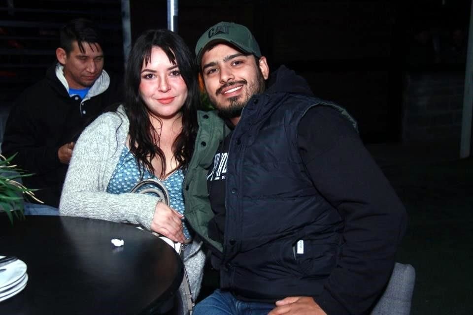 Cecilia Charles y Jonatan Estrella