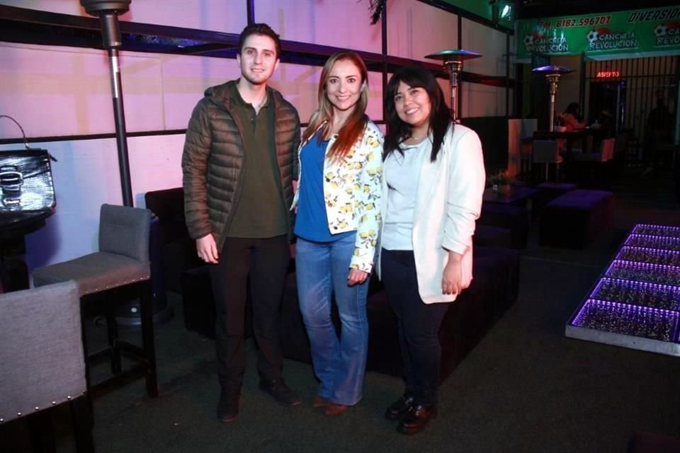 Jesús Leal, Idolina de la Cerda y Carolina Contreras