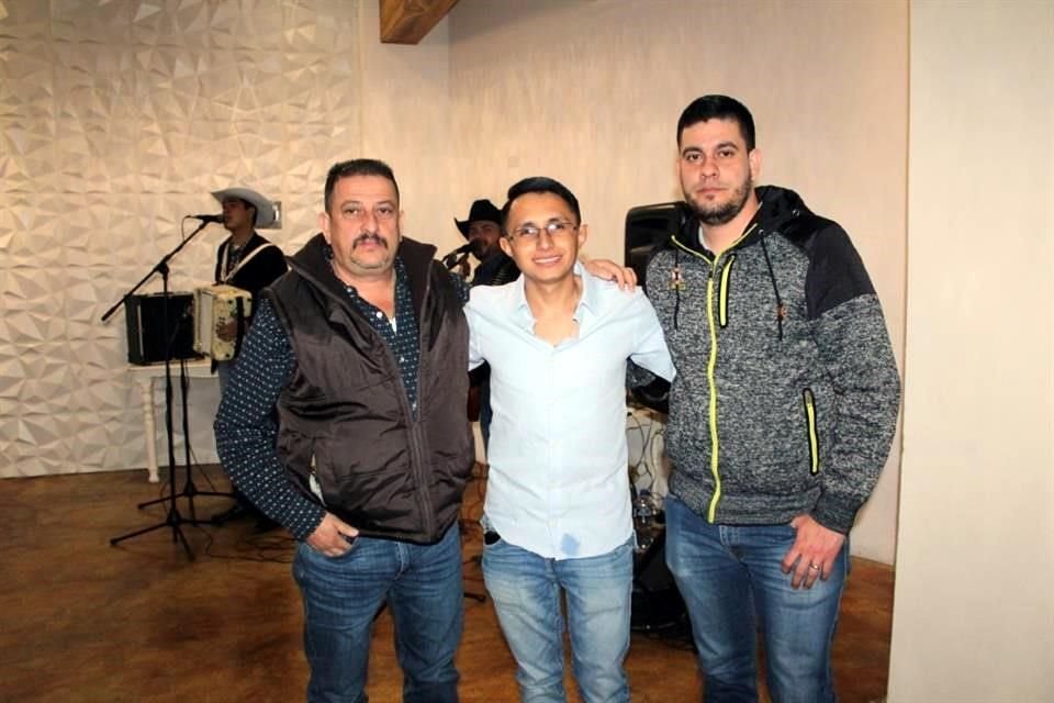 Omar Aguirre, Emilio Cerda y Omar Aguirre Villarreal