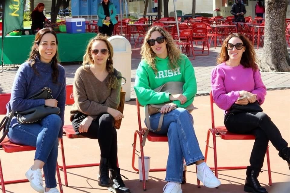 Elva de la Garza , Guillermina Traba, Priscila Cantú y Susana Jiménez