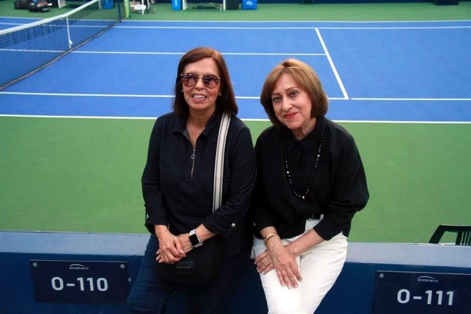 Martha Olvera y Pilca Páez