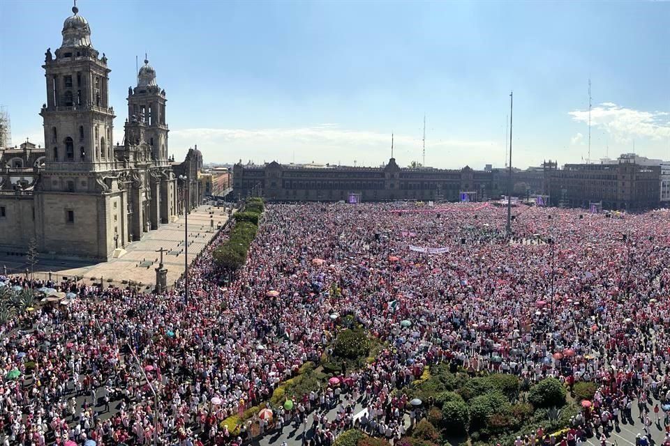 El Gobierno de la Ciudad de México indicó que 90 mil personas marcharon para protestar contra el 'Plan B' de la reforma al INE.