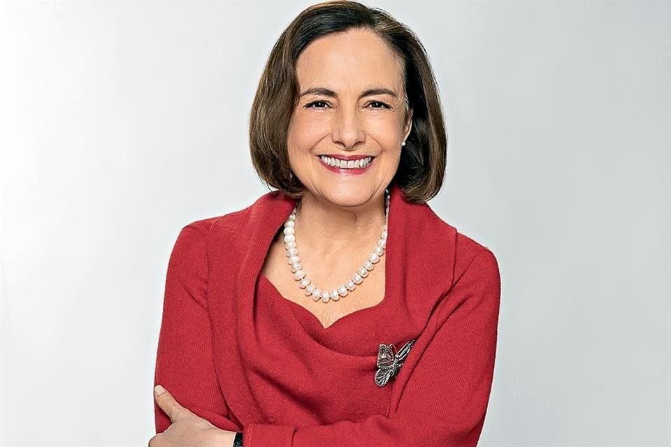 Diana Bracho es Martina, la matriarca de la familia Iturbide.