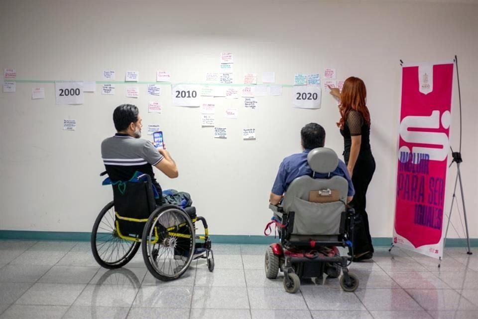 En las reuniones trabajan para establecer la agenda contra la discriminación.