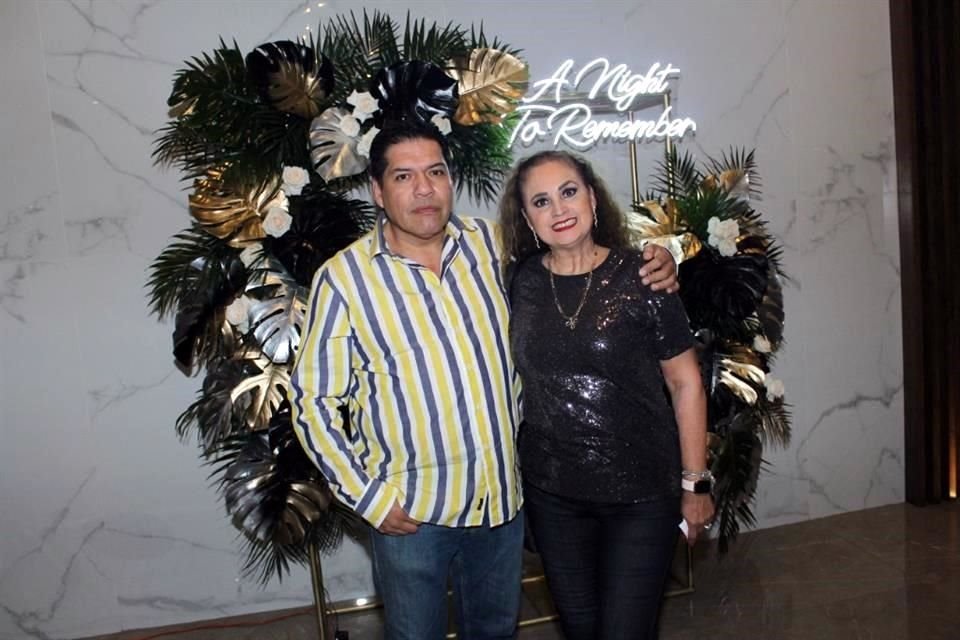 Ruben Méndez Ortiz y Melissa Leal