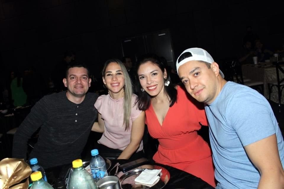 Paco Rosales, Sara Falcón, Dania López y Alberto Arroni
