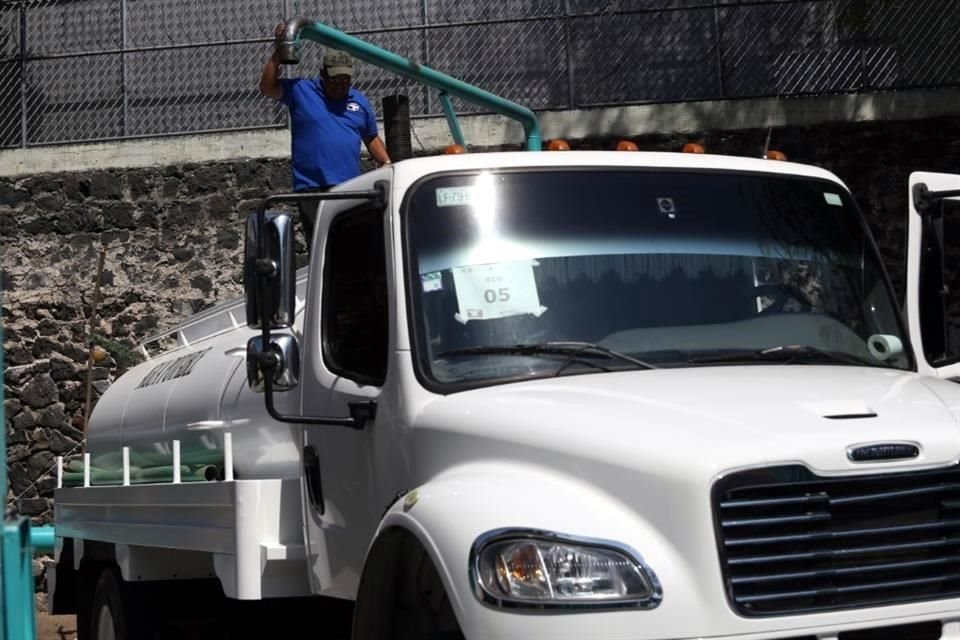 Se estima que con 150 unidades se realizarán 500 viajes diarios en las zonas de Tlalpan con desabasto de agua.