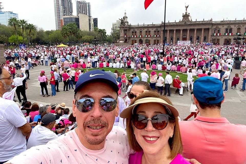 Daniel Villarreal y Paulina Garza de Villarreal