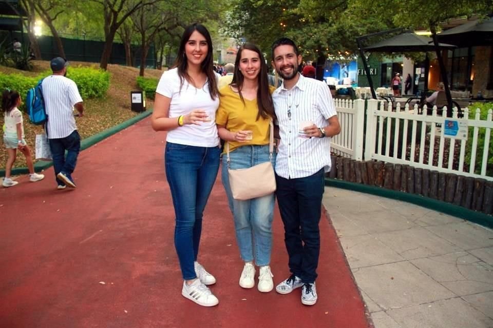 Mafer Casillas, Lucy Diez y Alfonso López