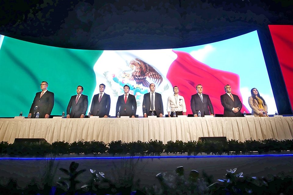 Presidium de honor.