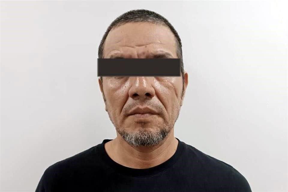 Jorge Armando, de 43 años, fue sorprendido en el interior de la vivienda que fue revisada por los agentes y peritos.
