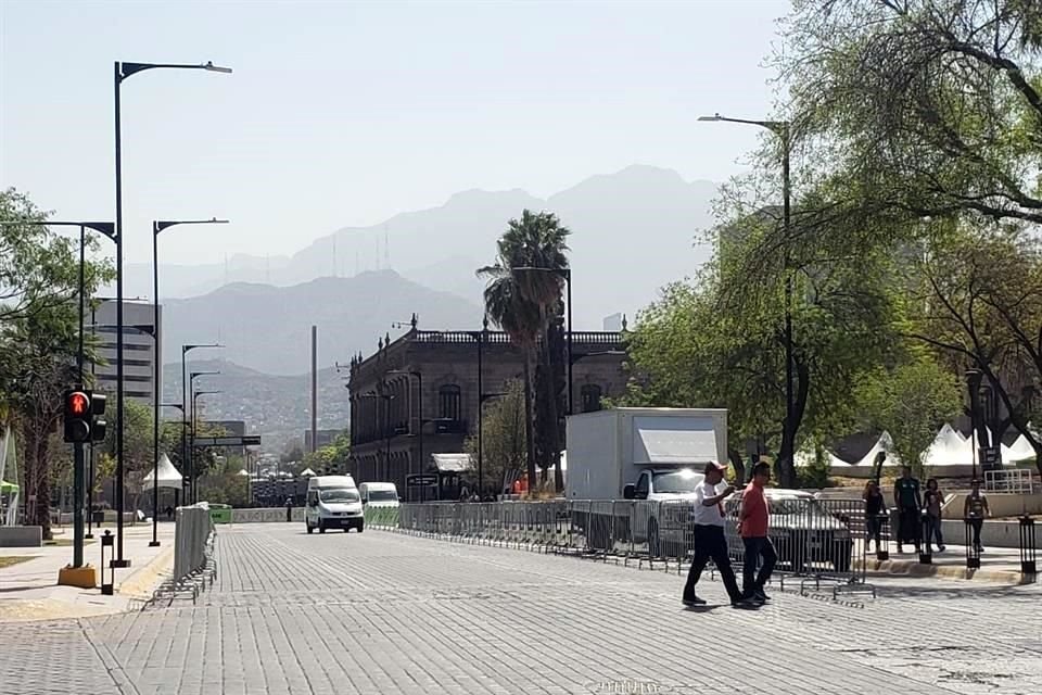 Estado implementa operativo de vialidad en el Centro por motivo del evento musical Macrofest a celebrarse en la Explanada de los Héroes.