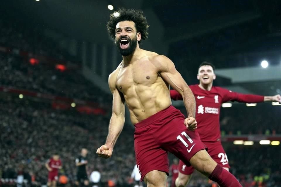 El Liverpool mostró fuerza ante el Manchester United, al golearlo 7-0.