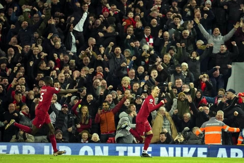 El equipo de Jürgen Klopp superó a los Red Devils con dobletes de incluidos de Cody Gakpo, Darwin Núñez. y Mohamed Salah.