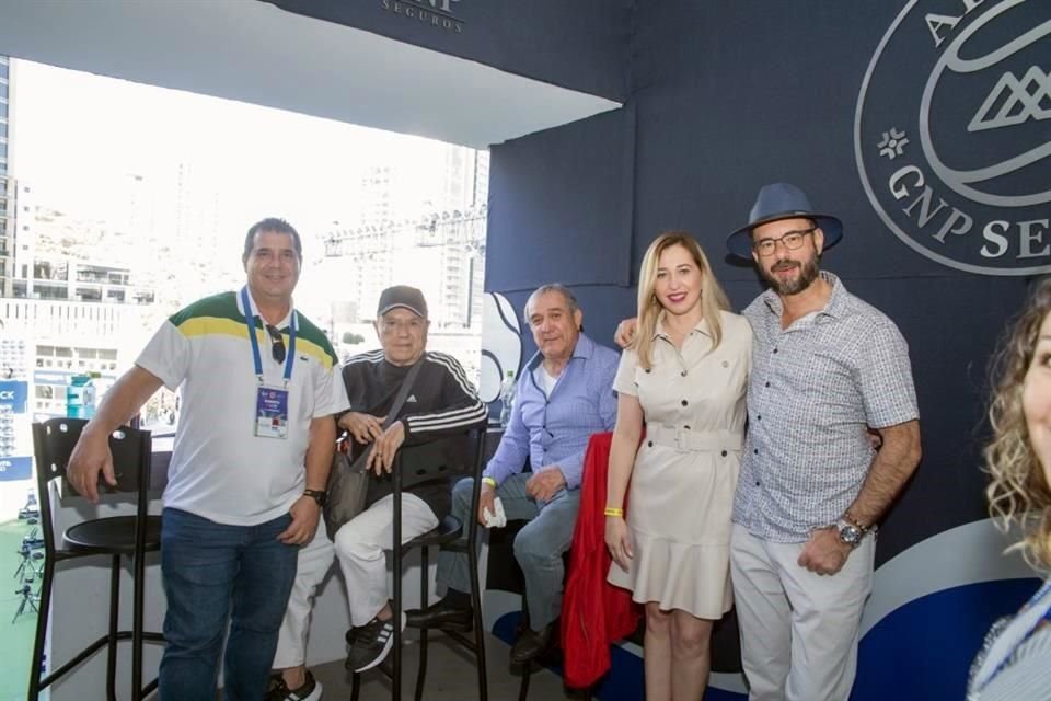 Jaime Salinas, Manuel Huerta, Angel Mario Huerta, Aida Garza, Gustavo Gutierrez