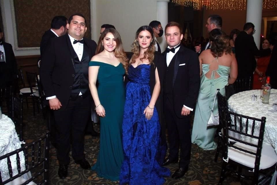 Juan Méndez, Karina Guzmán, Andrea Morán y Aldo Argüelles