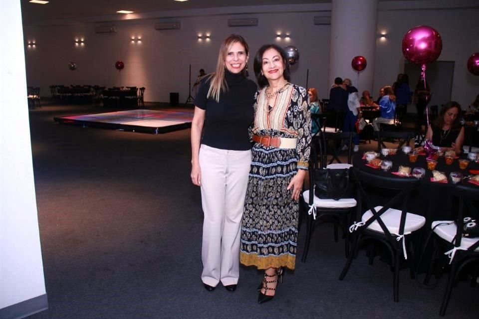 Dinorah Martínez y Esther Ramírez