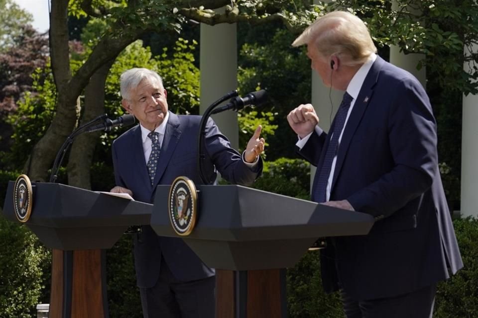 El Presidente López Obrador con su entonces homólogo estadounidense, Donald Trump, en la Casa Blanca el 8 de julio de 2020.