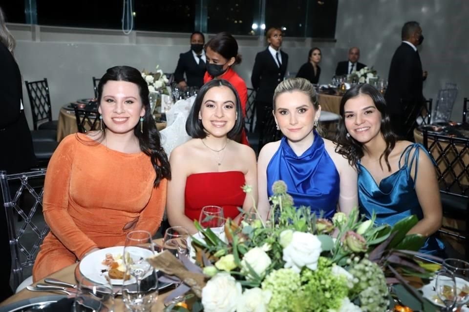 Sofía Tafich, Andrea Suárez, Danna Back y Paola Rhon
