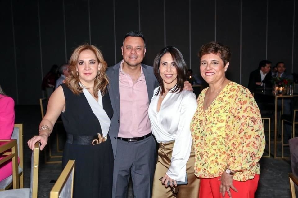 Durante el coctel de celebración del 30 aniversario de Nikkori
