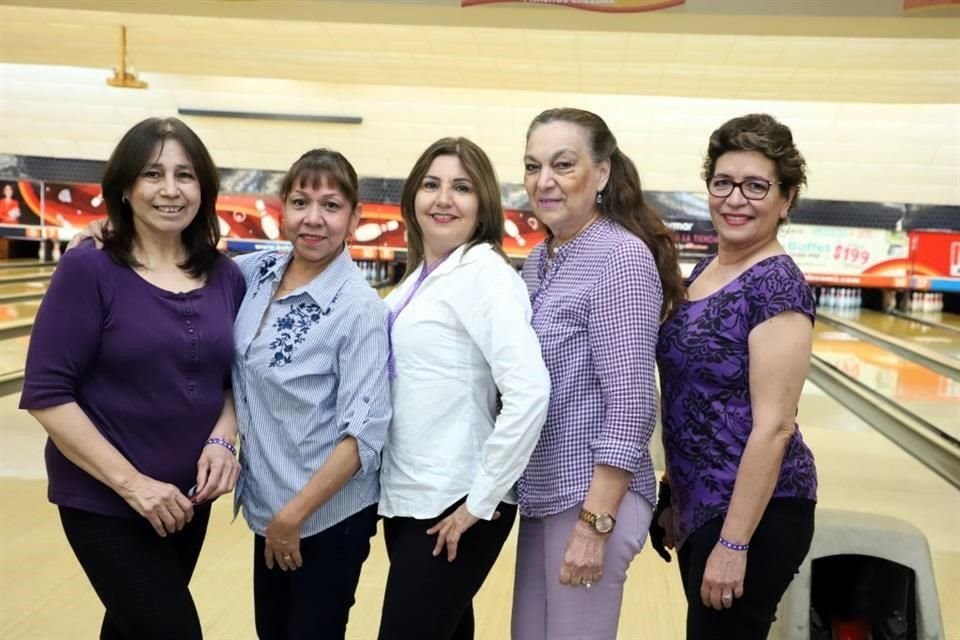 Marisela Ibarra, Leticia Ruiz, Tere Rodríguez, Olivia Arizpe y Rocío Rendón