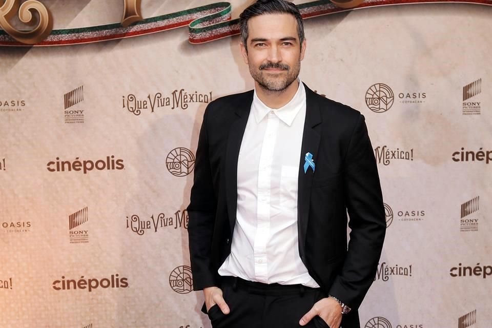 Alfonso Herrera es uno de los protagonistas del filme.