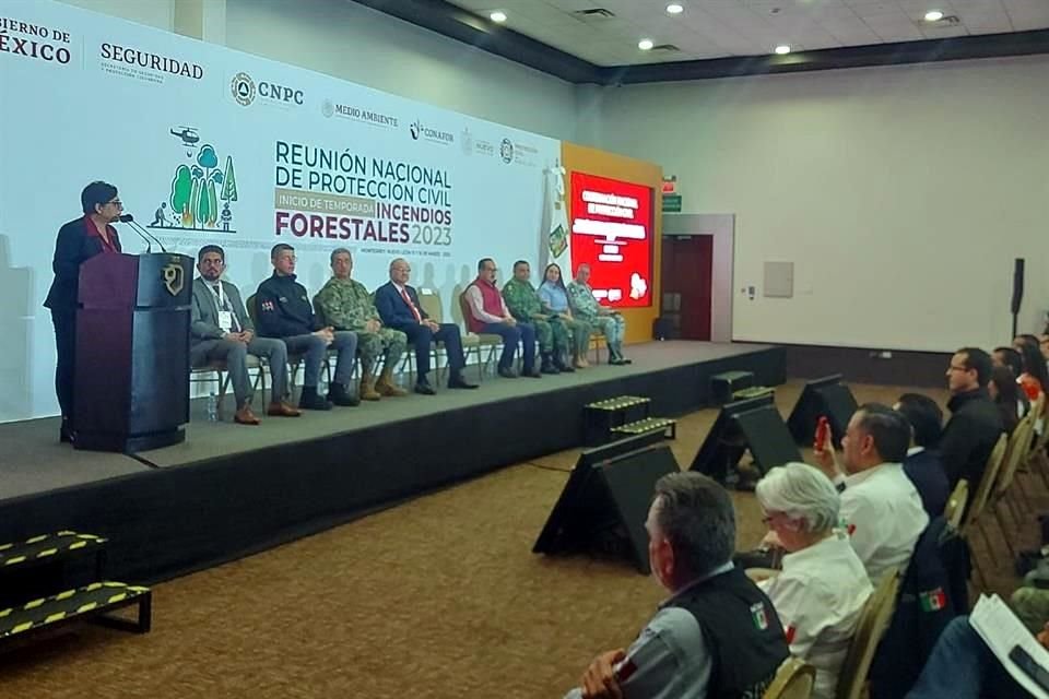 En el marco del banderazo a la temporada nacional de incendios forestales, la Conafor informó que los ejidos beneficiados con el proyecto son en Santiago y Santa Catarina.