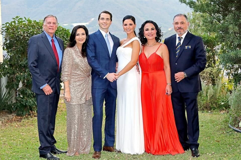 Felipe Rubio, Adriana Fernández de Rubio, los novios, Rocío González Calderón y César Isassi