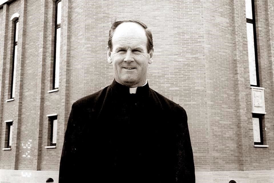 Padre Peter Coates, L.C.