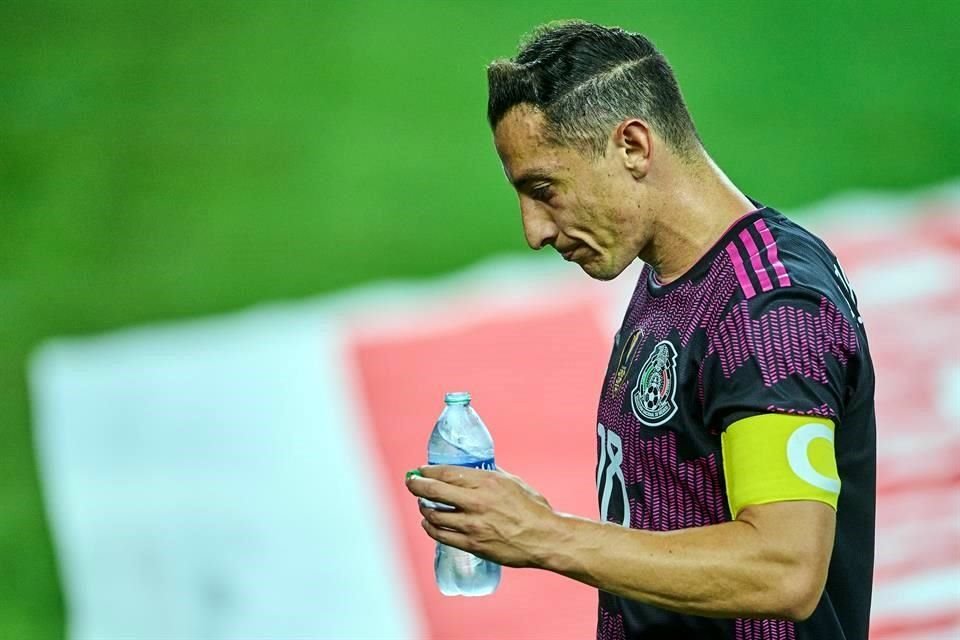 Guardado no quiere que la presión sea solo para Henry y Pulido.