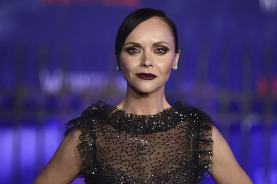 Christina Ricci reveló que recibió amenazas al negarse a hacer una escena de sexo y reconoce la evolución de Hollywood para proteger a los actores.