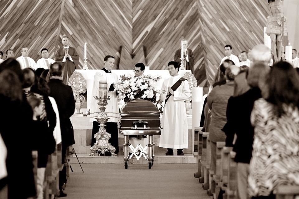 En el Santuario de Nuestra Señora de Fátima se llevó a cabo la misa de cuerpo presente del Padre Peter Coates, la tarde del miércoles 15 de marzo.