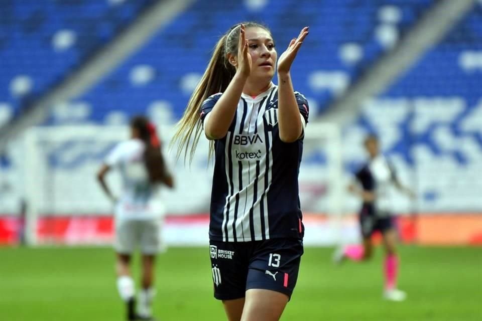 Karol Bernal destacó el buen momento que vive la defensa de Rayadas.